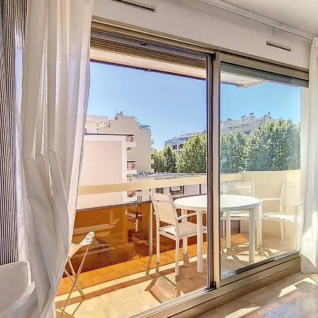 Spacieux A 150m De La 2 Terrasses * Antibes